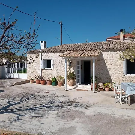 Aνεξάρτητη παραδοσιακή πέτρινη