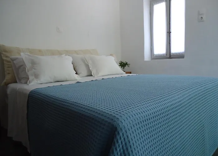 Aνεξάρτητη παραδοσιακή πέτρινη Apartment Korinth